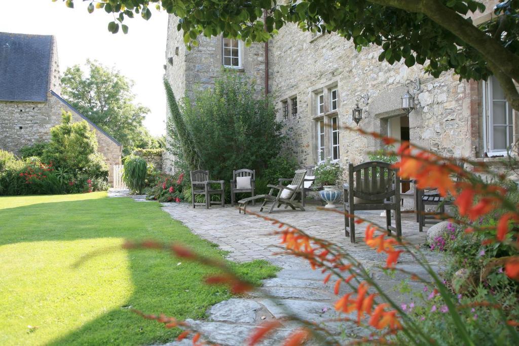 Le Manoir De La Fieffe Bed and Breakfast Cherbourg-en-Cotentin Exteriör bild