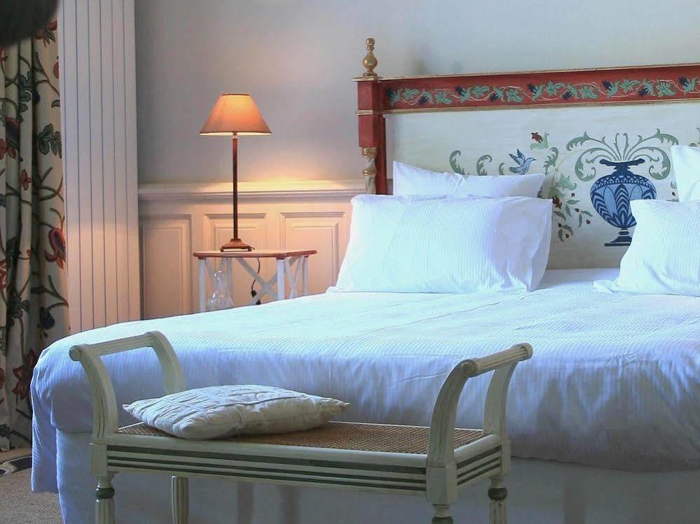Le Manoir De La Fieffe Bed and Breakfast Cherbourg-en-Cotentin Exteriör bild